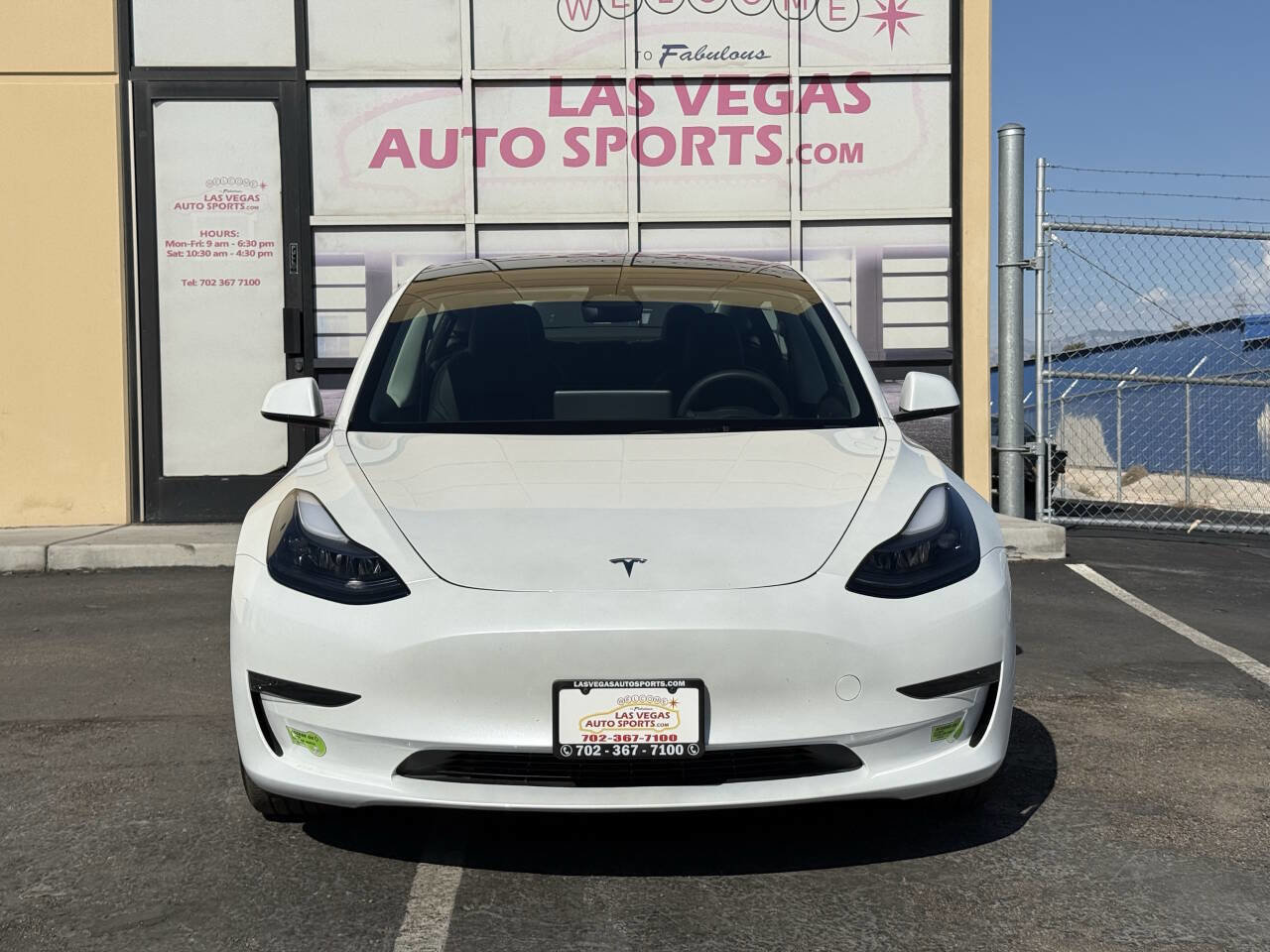 Used 2023 Tesla Model 3 Standard Range image 3