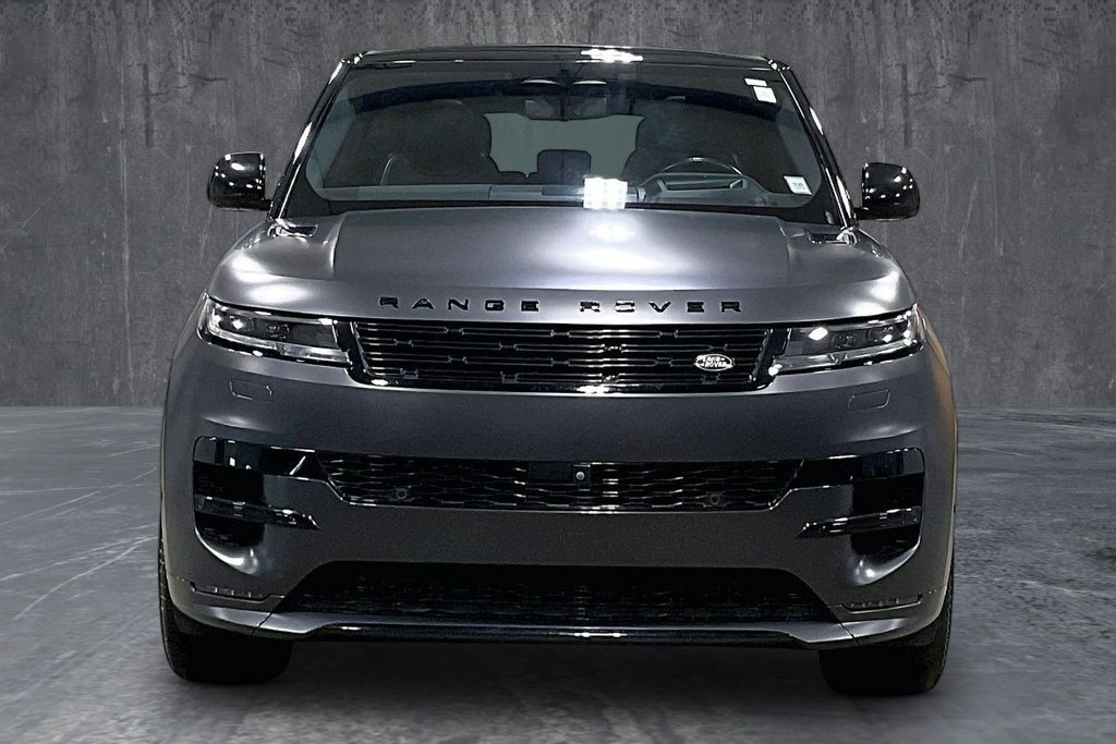 Used 2024 Land Rover Range Rover Sport Dynamic SE AWD/4WD image 2
