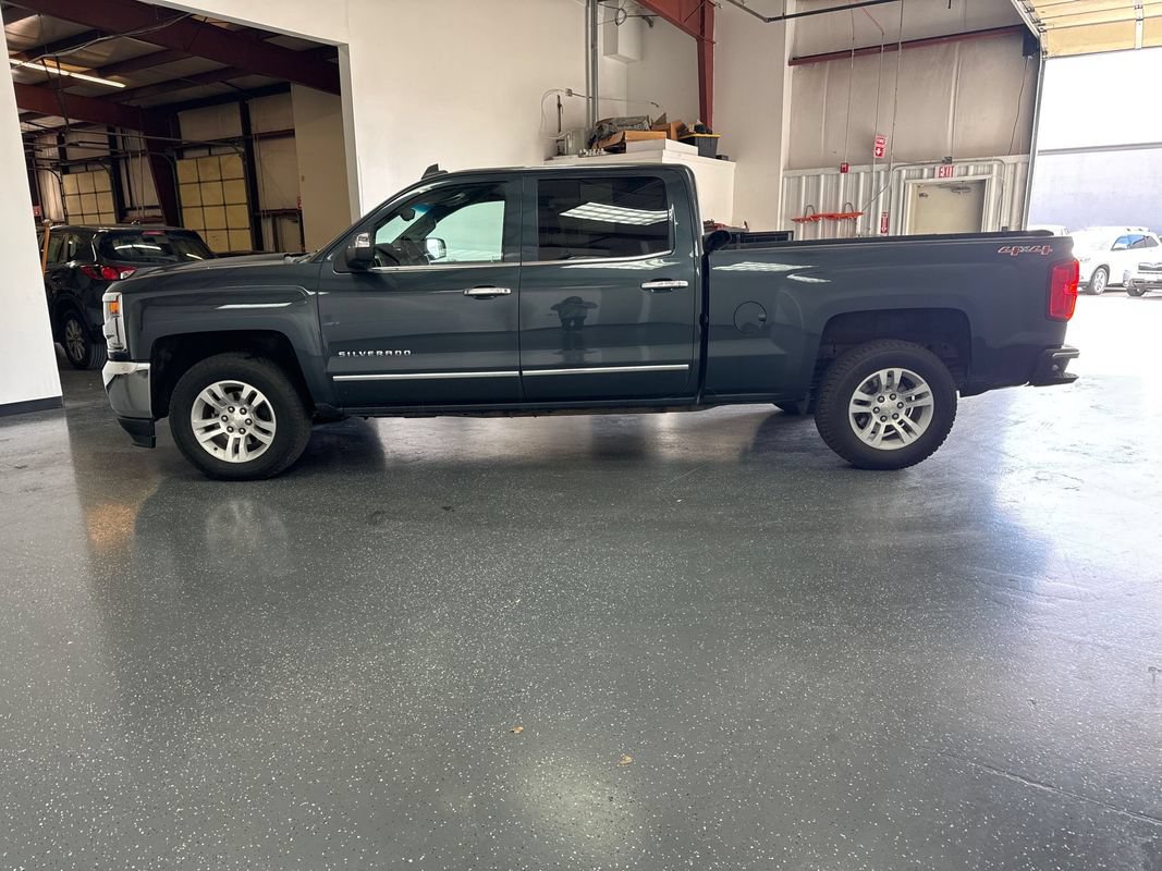 Used 2017 Chevrolet Silverado 1500 LTZ AWD/4WD image 7