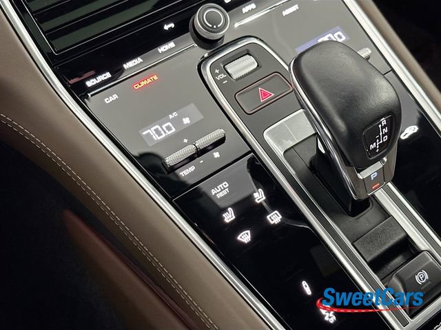 Used 2022 Porsche Panamera GTS image 30