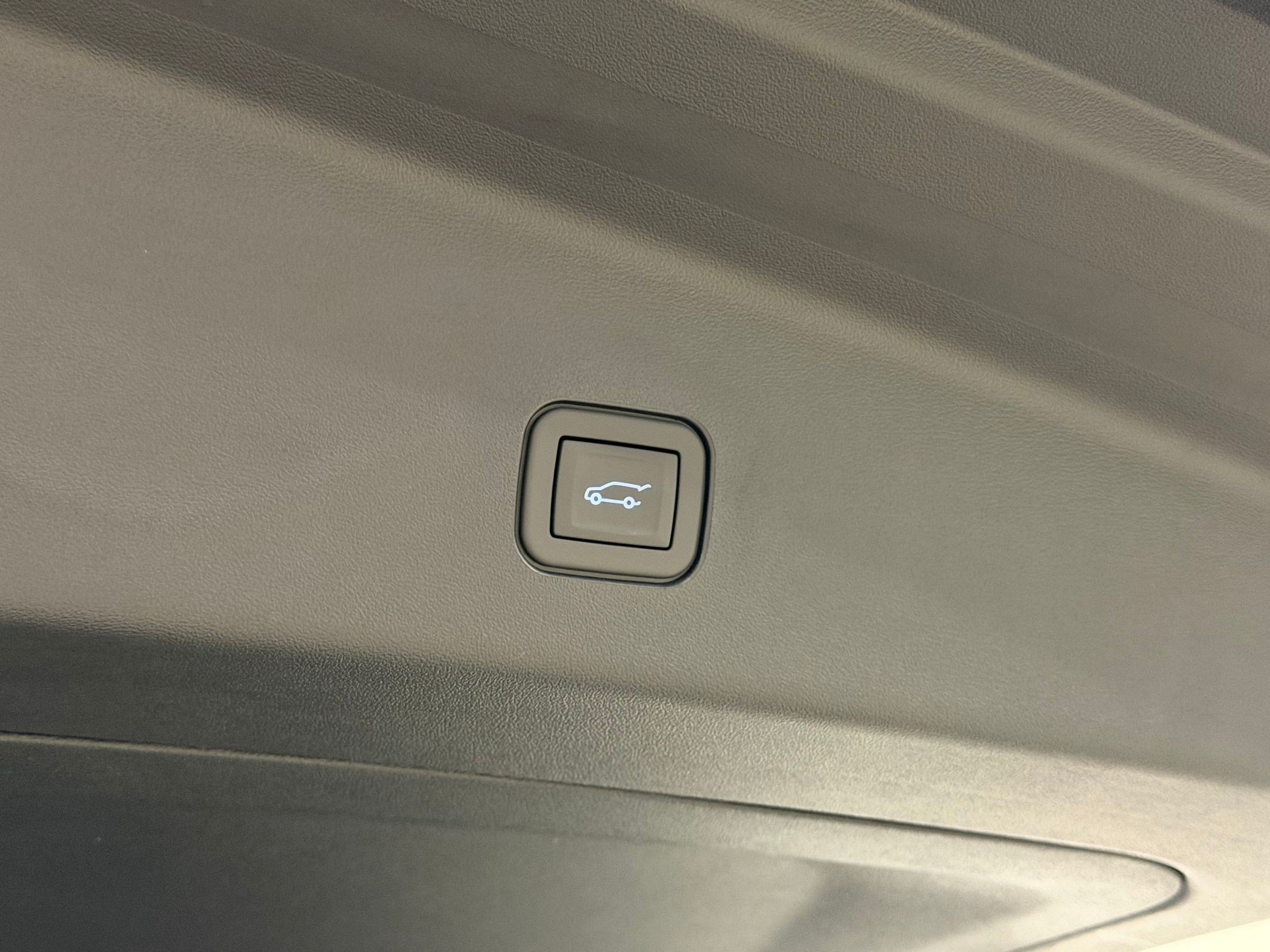 New 2027 Cadillac Vistiq Luxury AWD/4WD image 48
