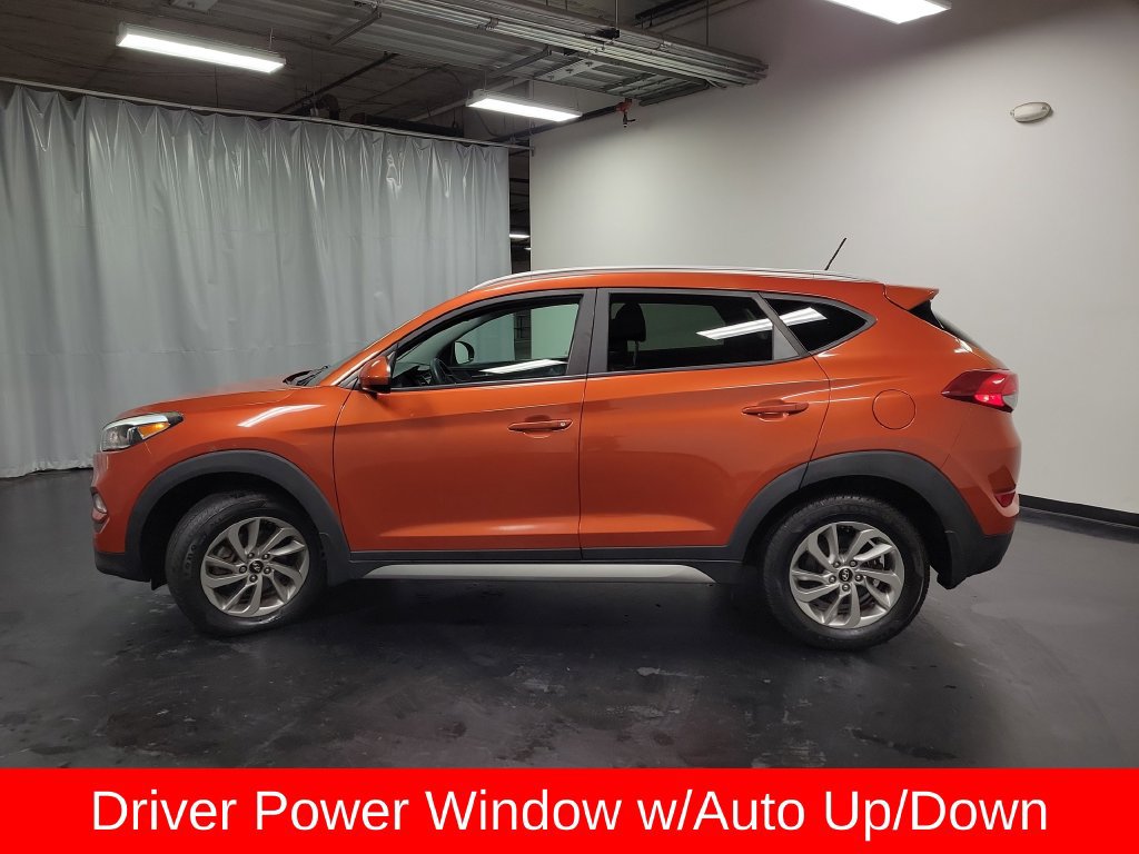 Used 2017 Hyundai Tucson SE w/ SE Popular Package 02 AWD/4WD image 6