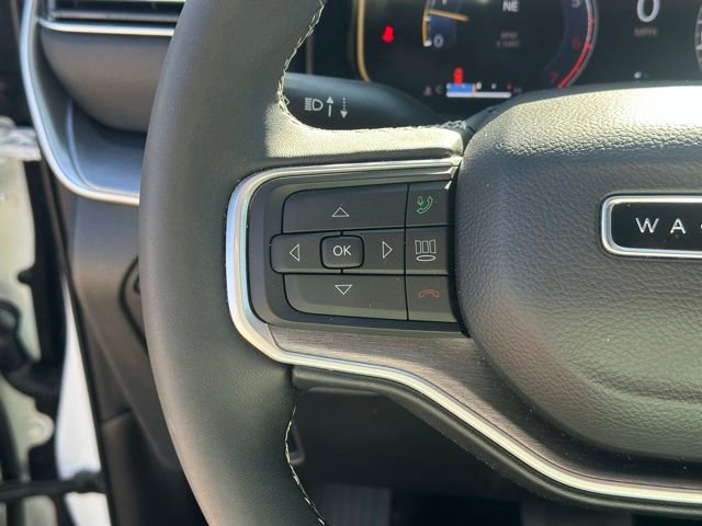 Used 2025 Jeep Wagoneer L 4WD image 24