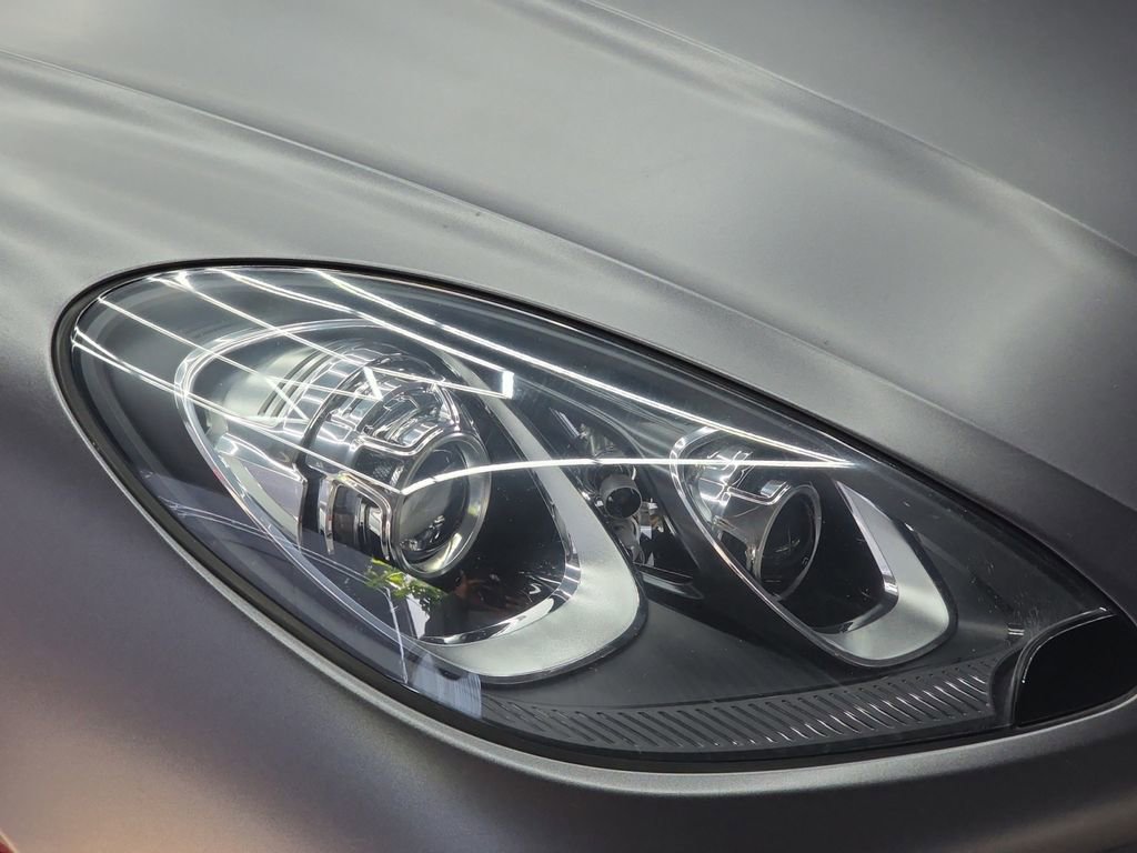 Used 2015 Porsche Macan Turbo image 38
