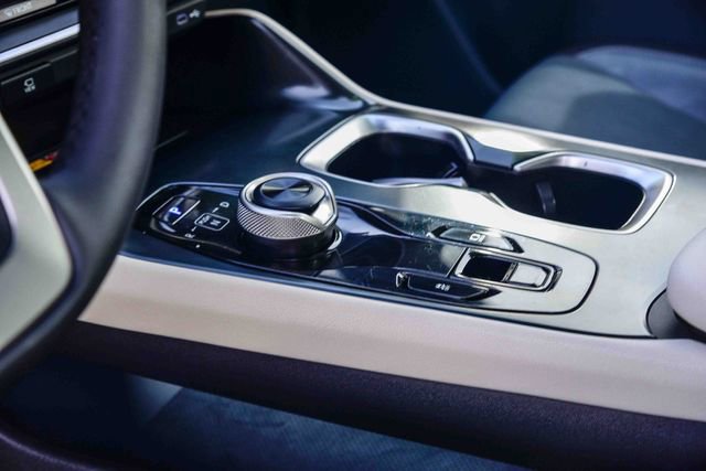 Used 2024 Lexus RZ 300e Premium image 22