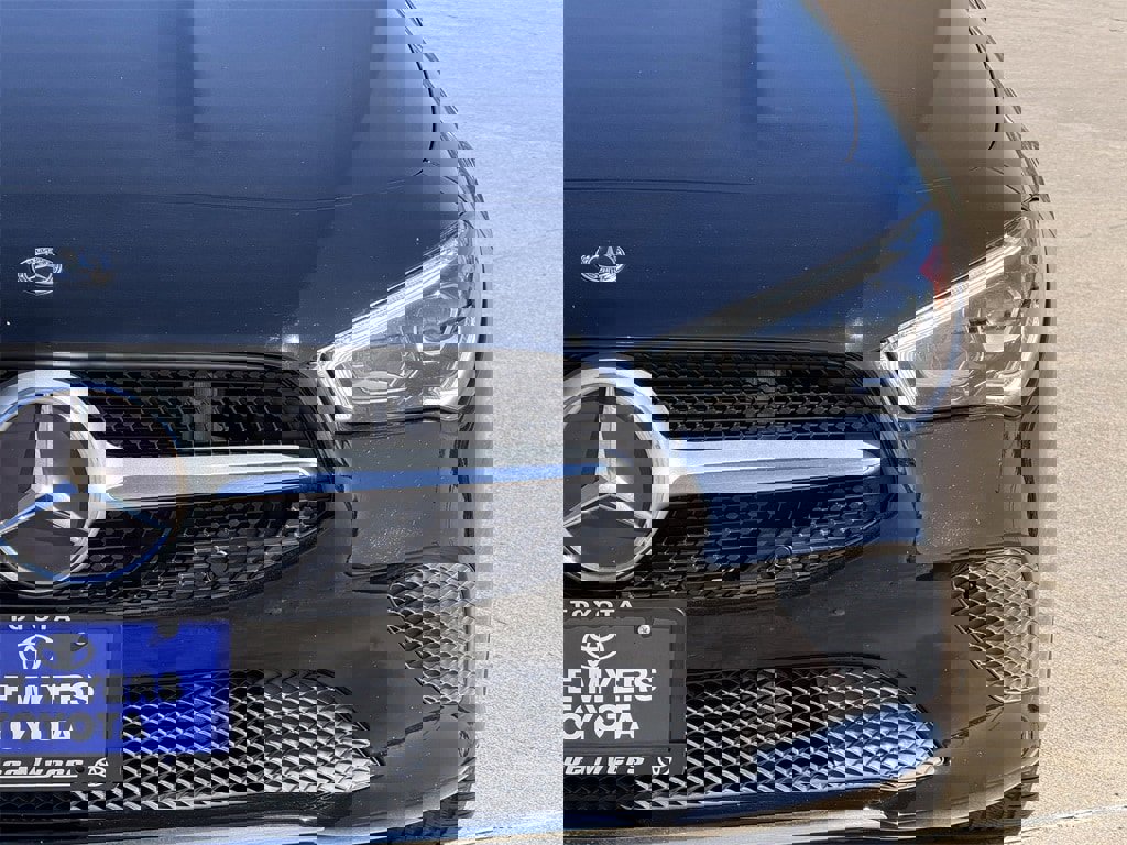 Used 2023 Mercedes-Benz CLA 250 image 4