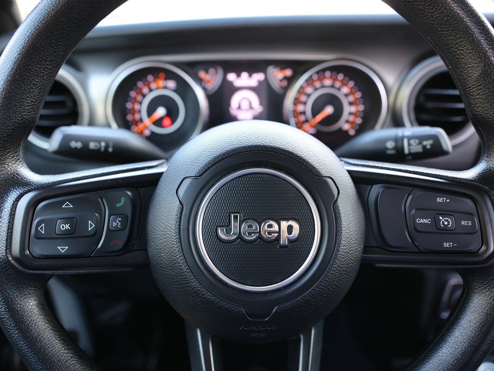 Used 2023 Jeep Gladiator Sport w/ Trailer Tow Package image 32