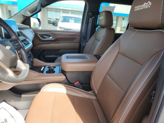 Used 2024 Chevrolet Tahoe High Country AWD/4WD image 24