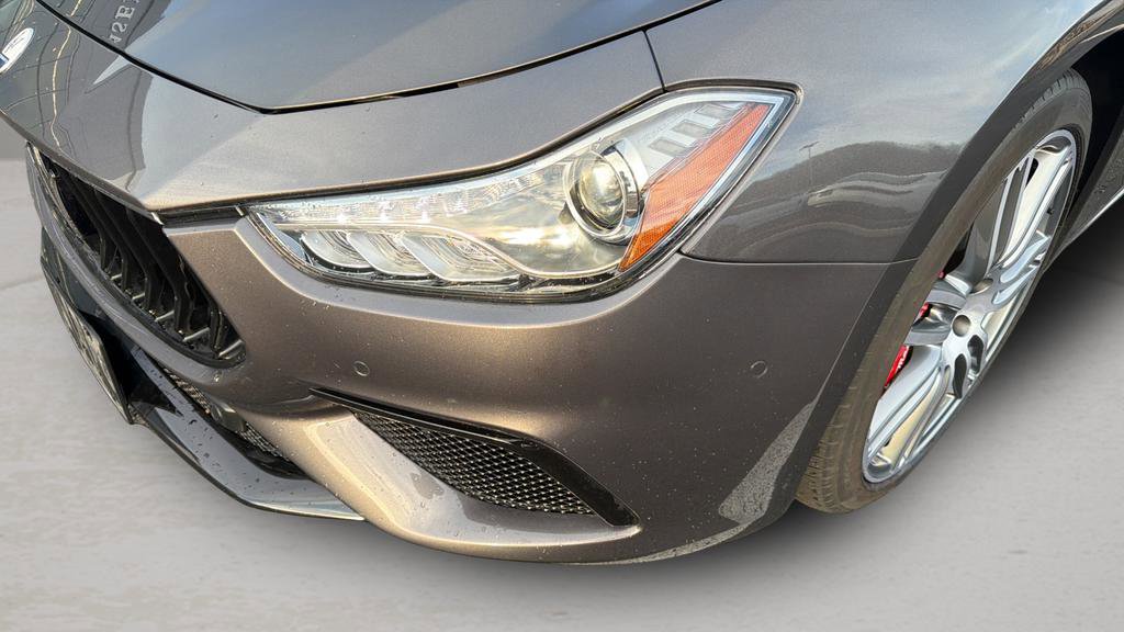 Used 2022 Maserati Ghibli Modena Q4 image 9