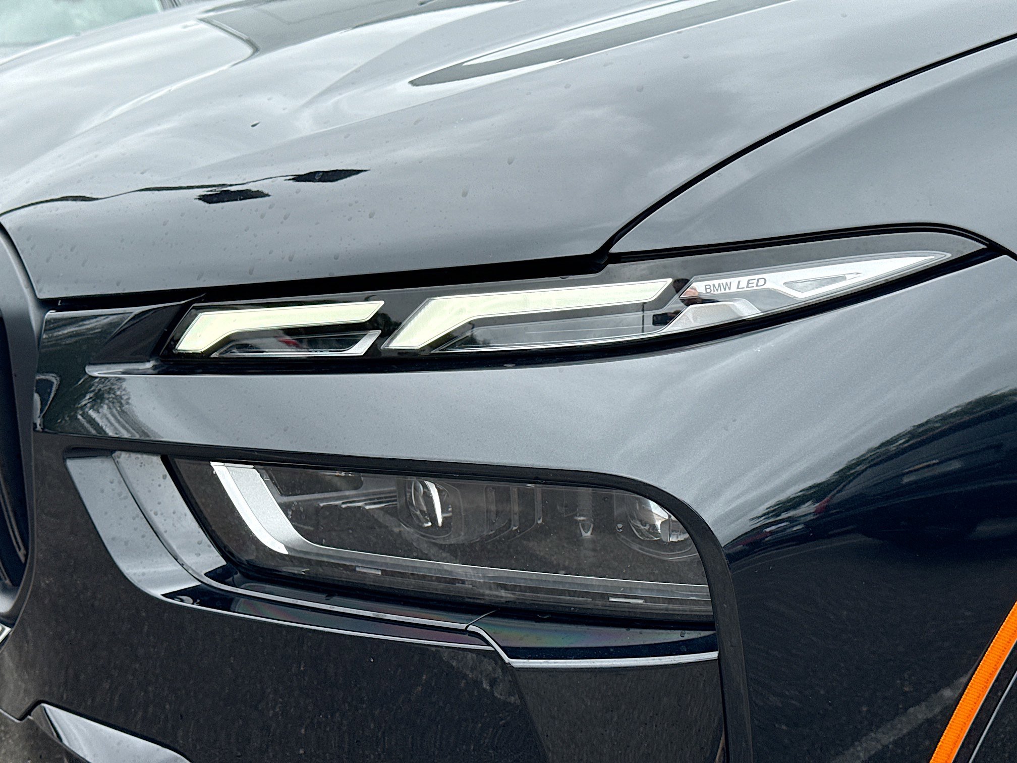 Used 2024 BMW X7 M60i w/ Executive Package image 9