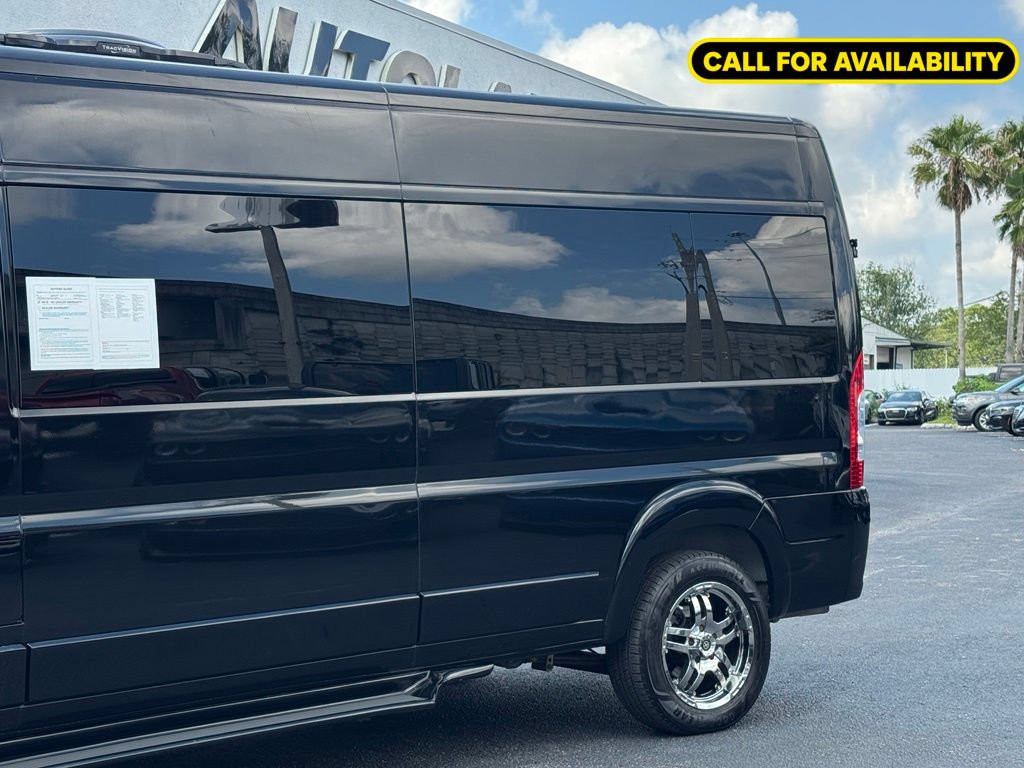 Used 2015 RAM ProMaster 2500 w/ Premium Appearance Group FWD image 4
