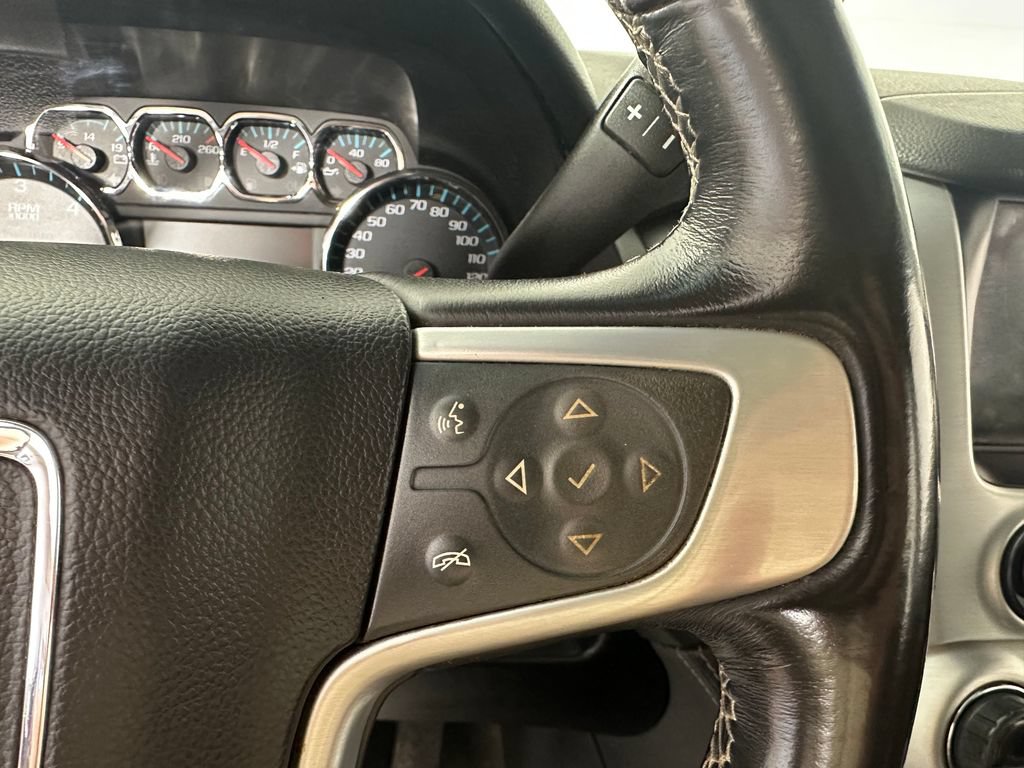Used 2018 GMC Yukon XL SLT w/ HD Trailering Package AWD/4WD image 24