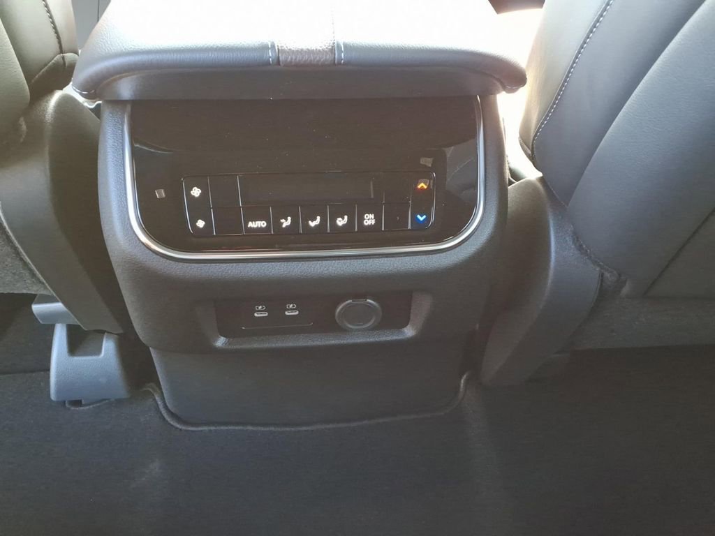 New 2026 Nissan Armada SL w/ Captain's Chari Seat Package image 13