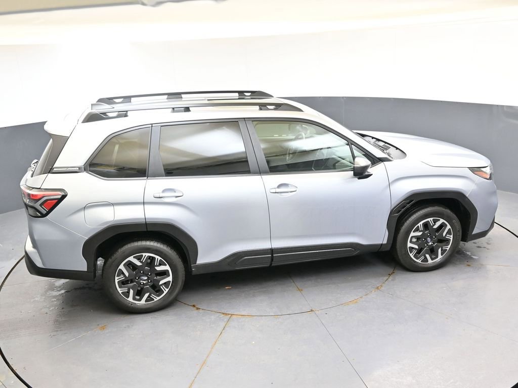 Certified 2025 Subaru Forester Premium AWD/4WD image 42
