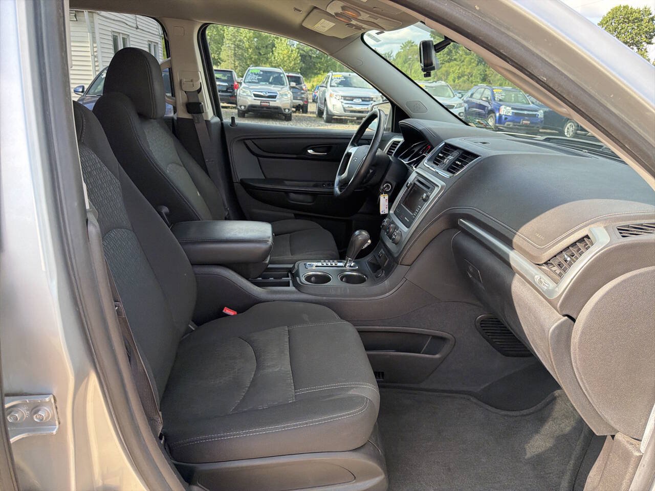 Used 2014 GMC Acadia SLE FWD image 19