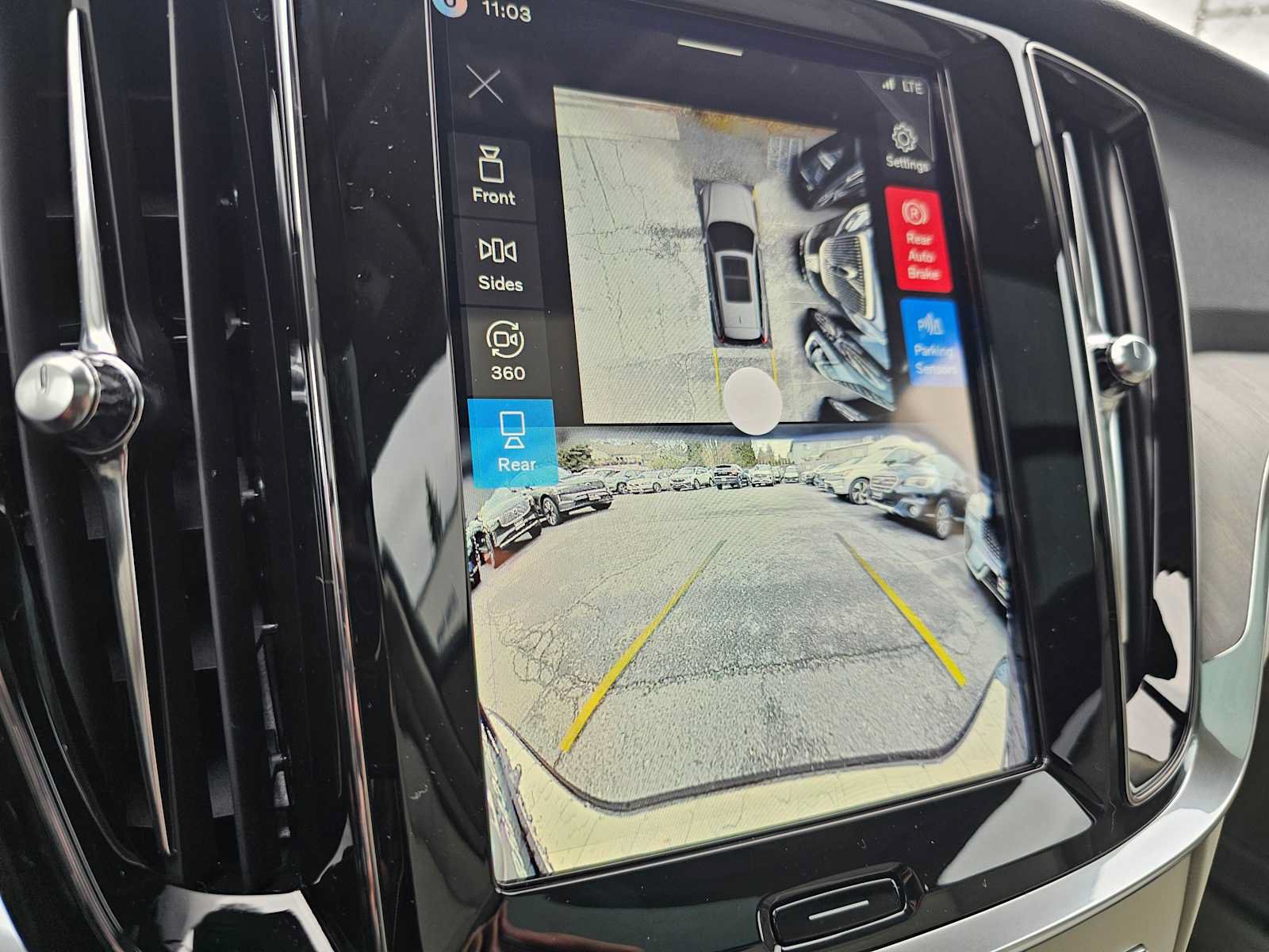 New 2026 Volvo V60 B5 Cross Country Plus w/ Protection Package Premier AWD/4WD image 35
