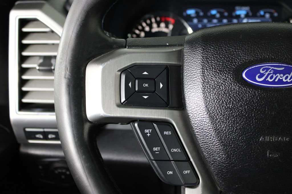 Used 2018 Ford F150 Platinum w/ Equipment Group 701A Luxury AWD/4WD image 28