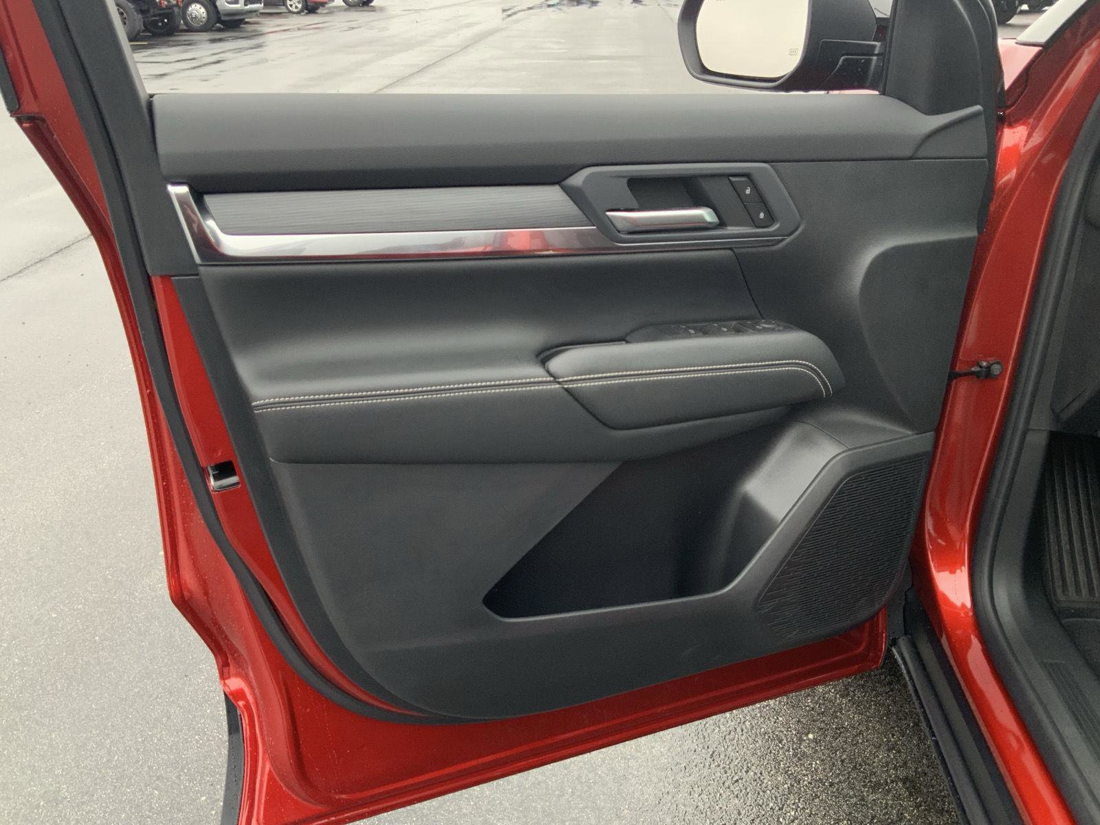 New 2026 GMC Terrain Elevation image 24