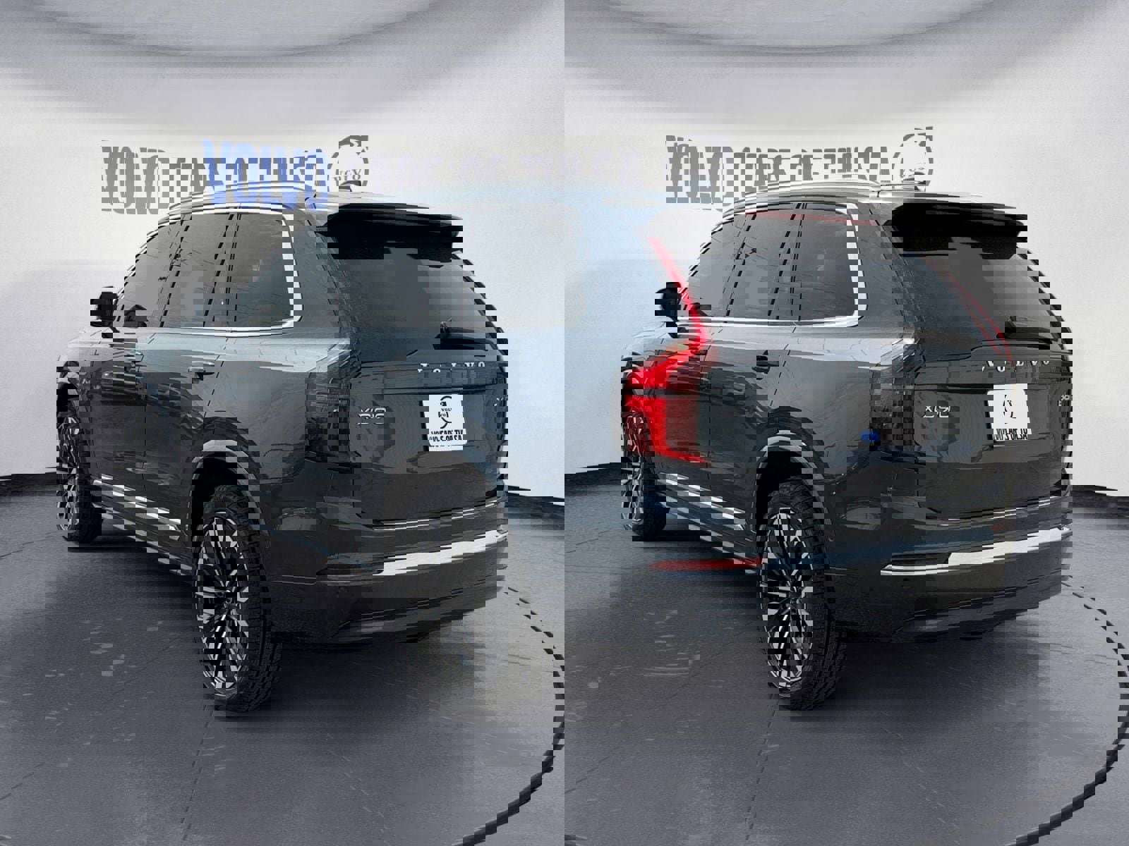 New 2026 Volvo XC90 B6 Ultra w/ Protection Package Premier image 3