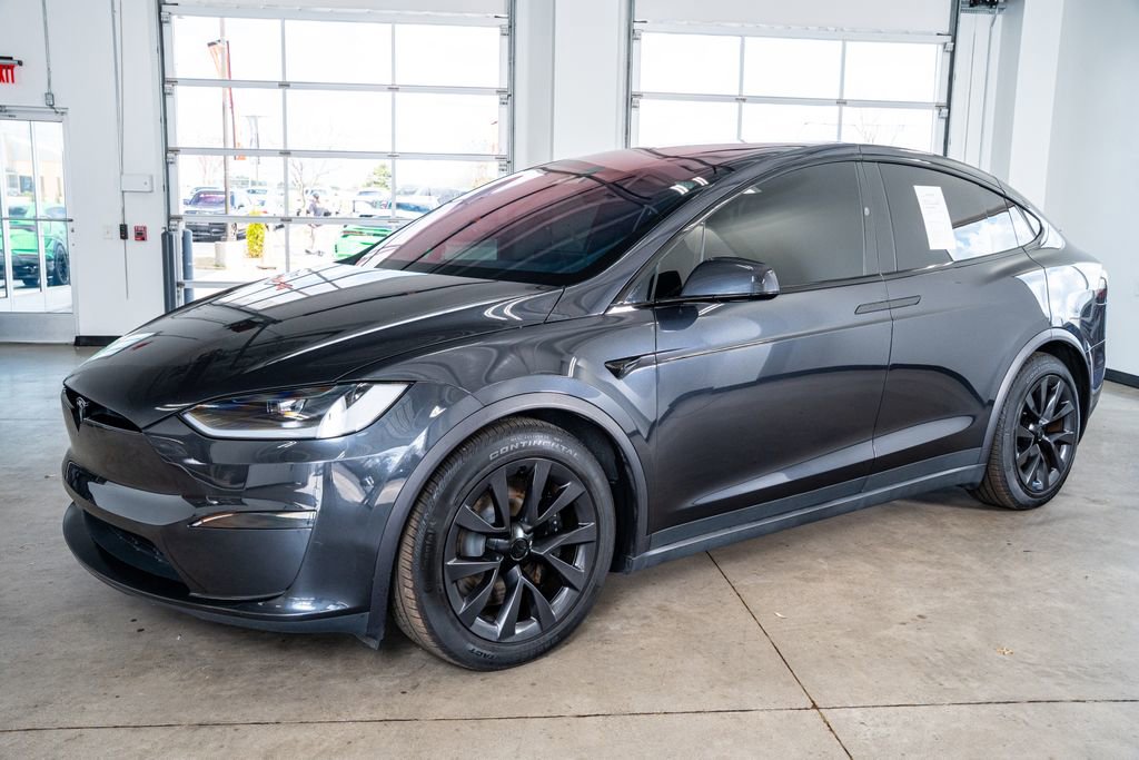 Used 2024 Tesla Model X image 11