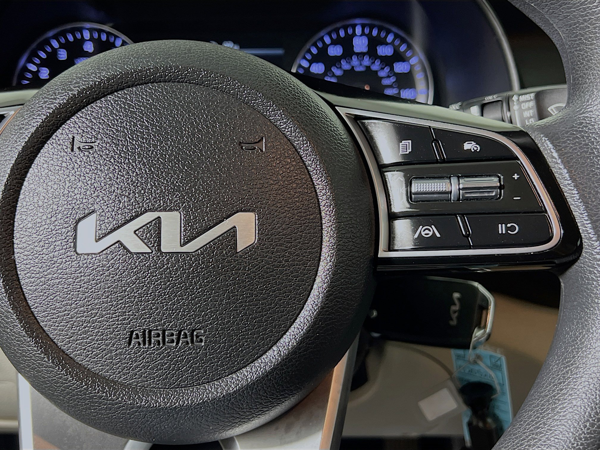 Used 2022 Kia Forte LXS w/ LXS Technology Package image 19