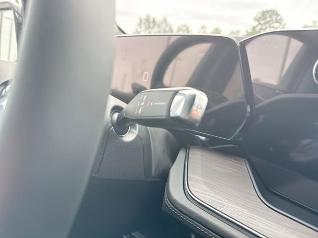 New 2026 Chevrolet Suburban LT w/ Comfort Package image 20