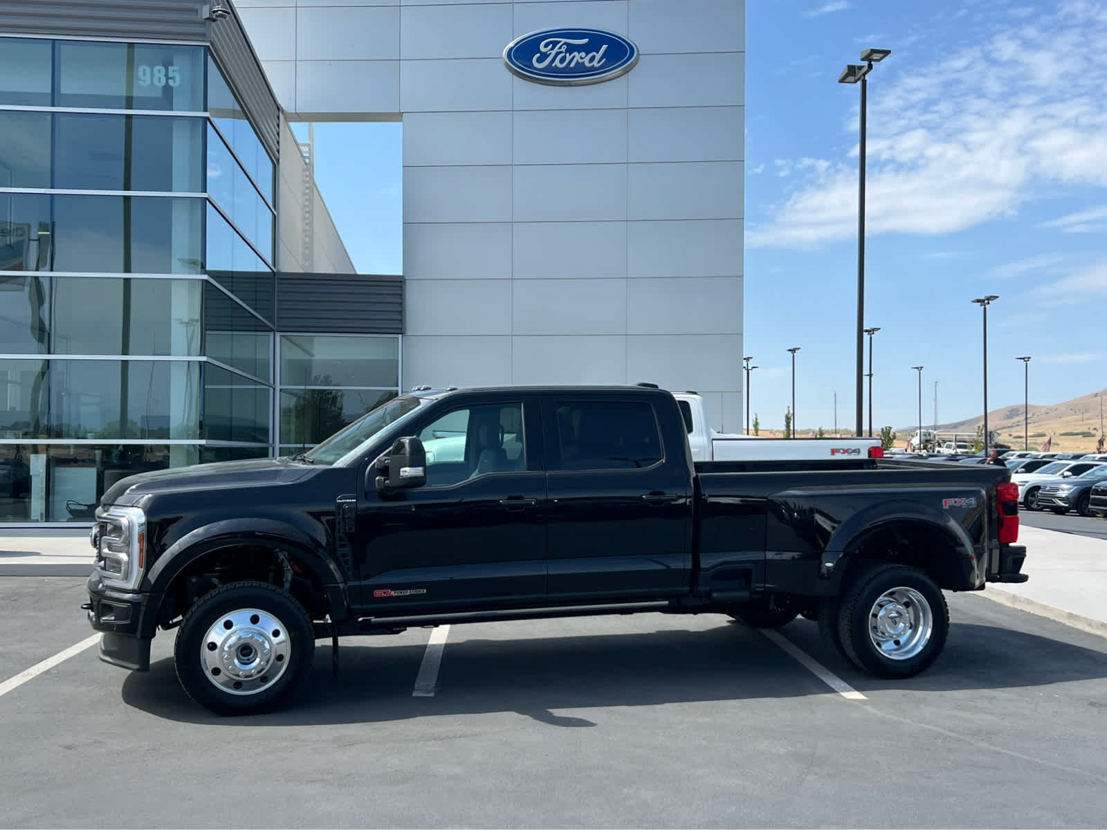 New 2026 Ford F450 Platinum w/ FX4 Off-Road Package AWD/4WD image 1