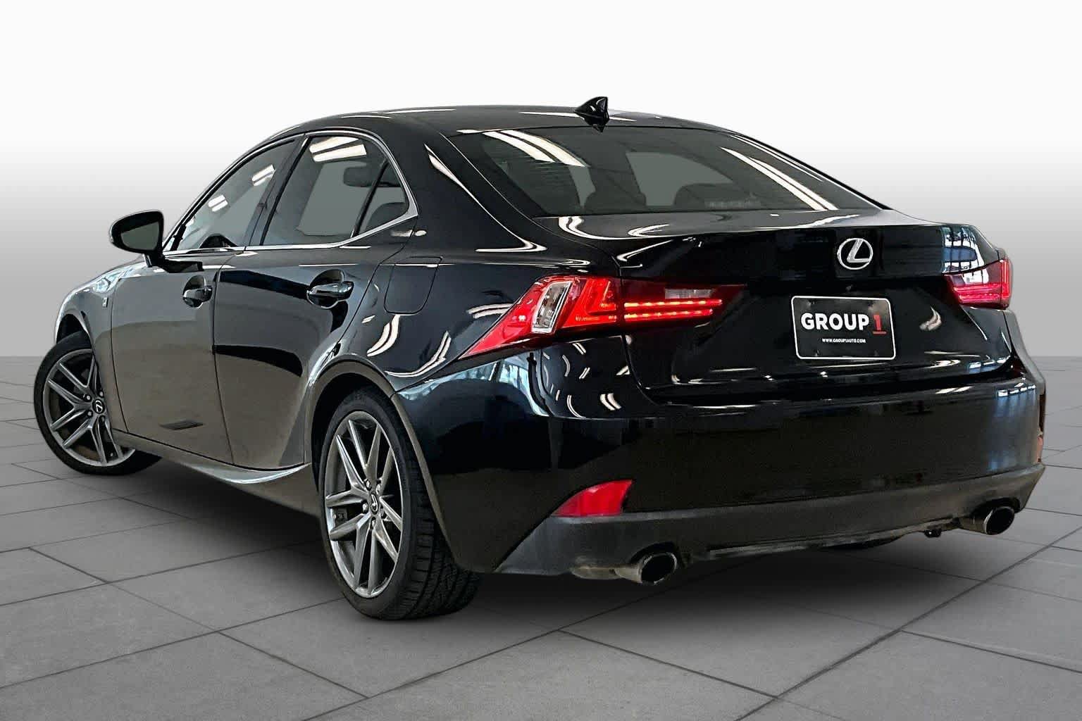 Used 2015 Lexus IS 350 w/ F-Sport Package RWD image 11