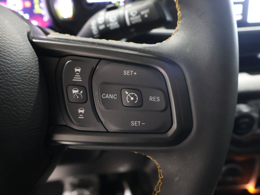 Used 2024 Jeep Wrangler Unlimited w/ Convenience Group image 38