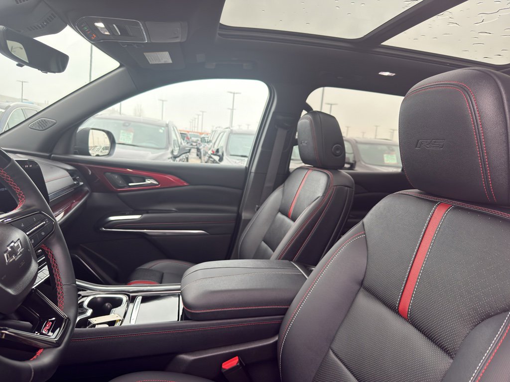 Used 2024 Chevrolet Traverse RS w/ LPO, Floor Liner Package image 27