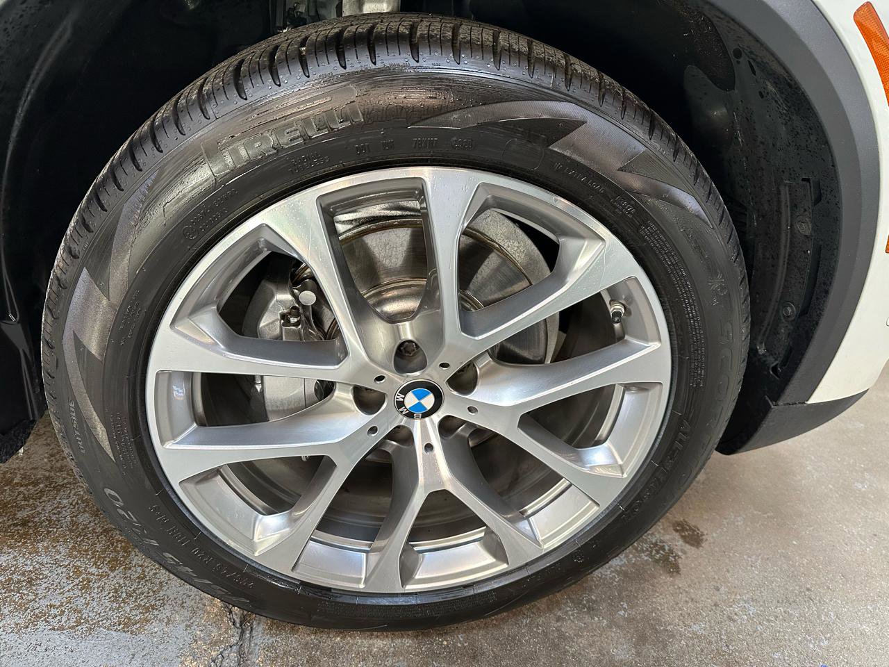 Used 2022 BMW X5 xDrive40i w/ Climate Comfort Package image 23