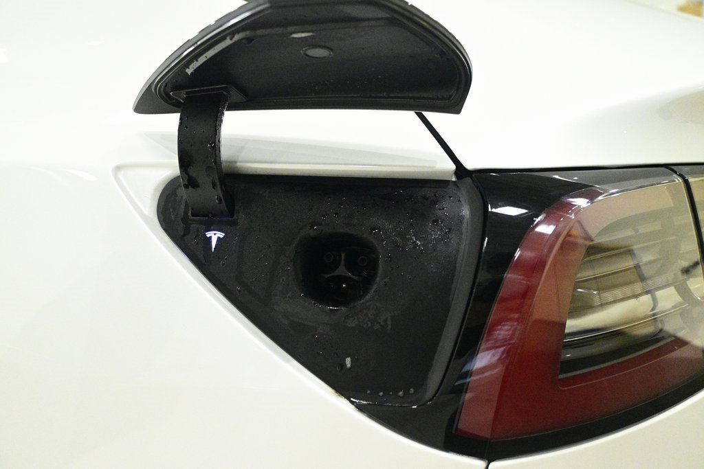Used 2022 Tesla Model 3 Long Range image 17