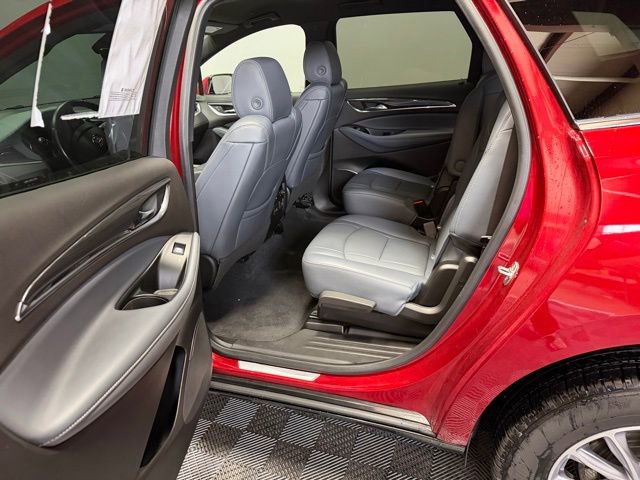 Used 2024 Buick Enclave Premium image 16