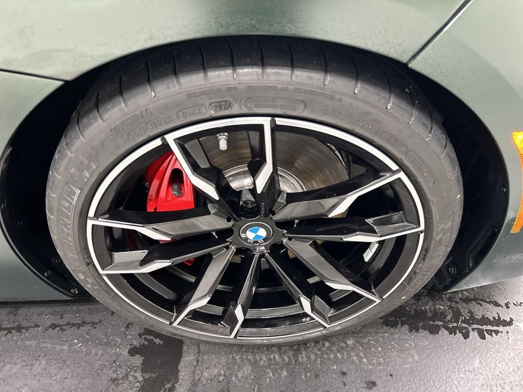 Used 2025 BMW Z4 M40i w/ Edition RWD image 8