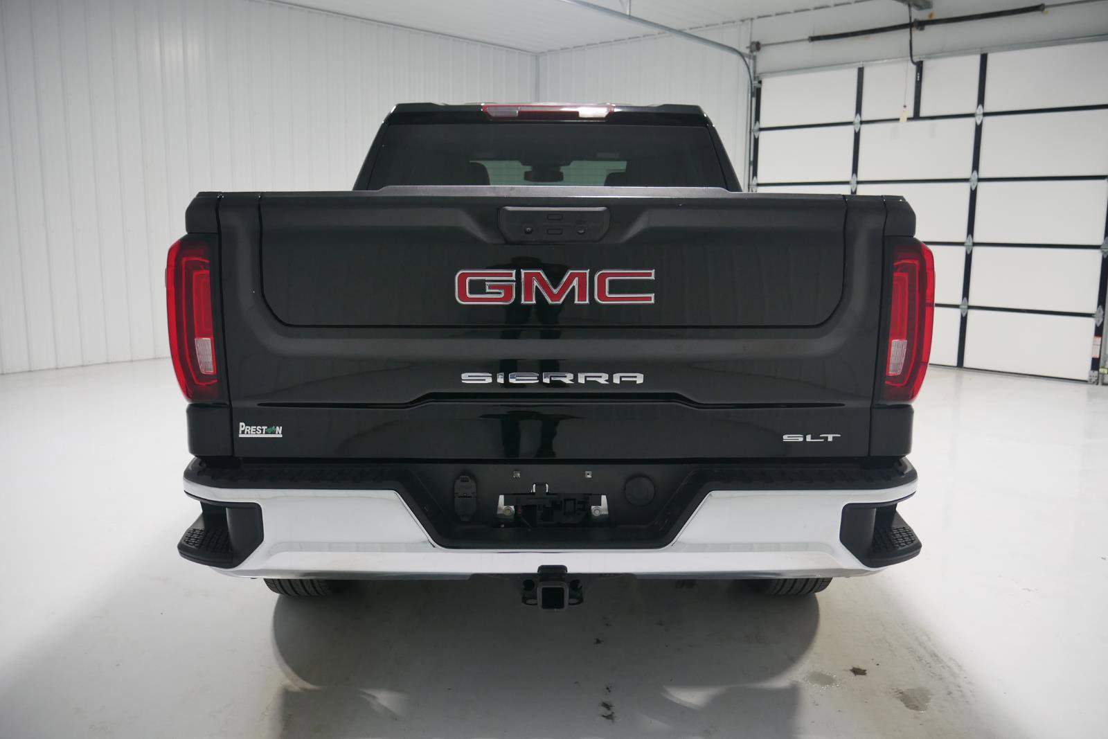 Used 2024 GMC Sierra 1500 SLT image 6