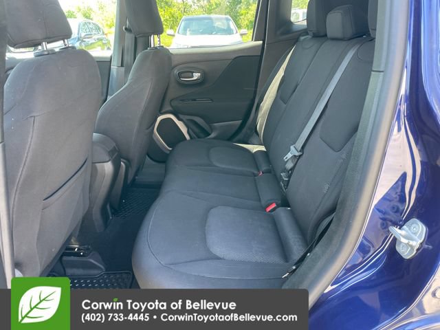 Used 2016 Jeep Renegade Latitude w/ Cold Weather Group AWD/4WD image 25