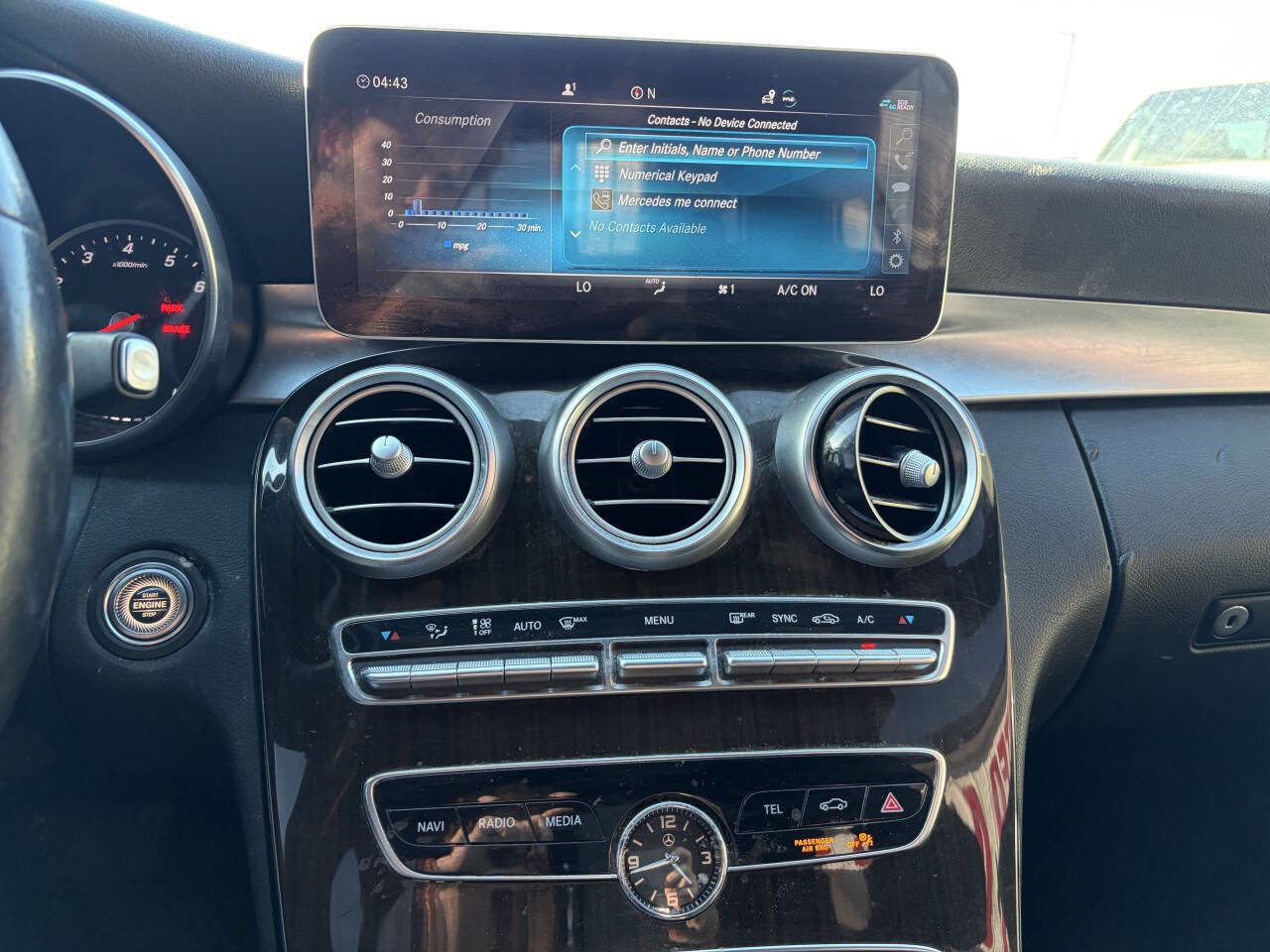 Used 2019 Mercedes-Benz C 300 Sedan w/ Premium Package image 21