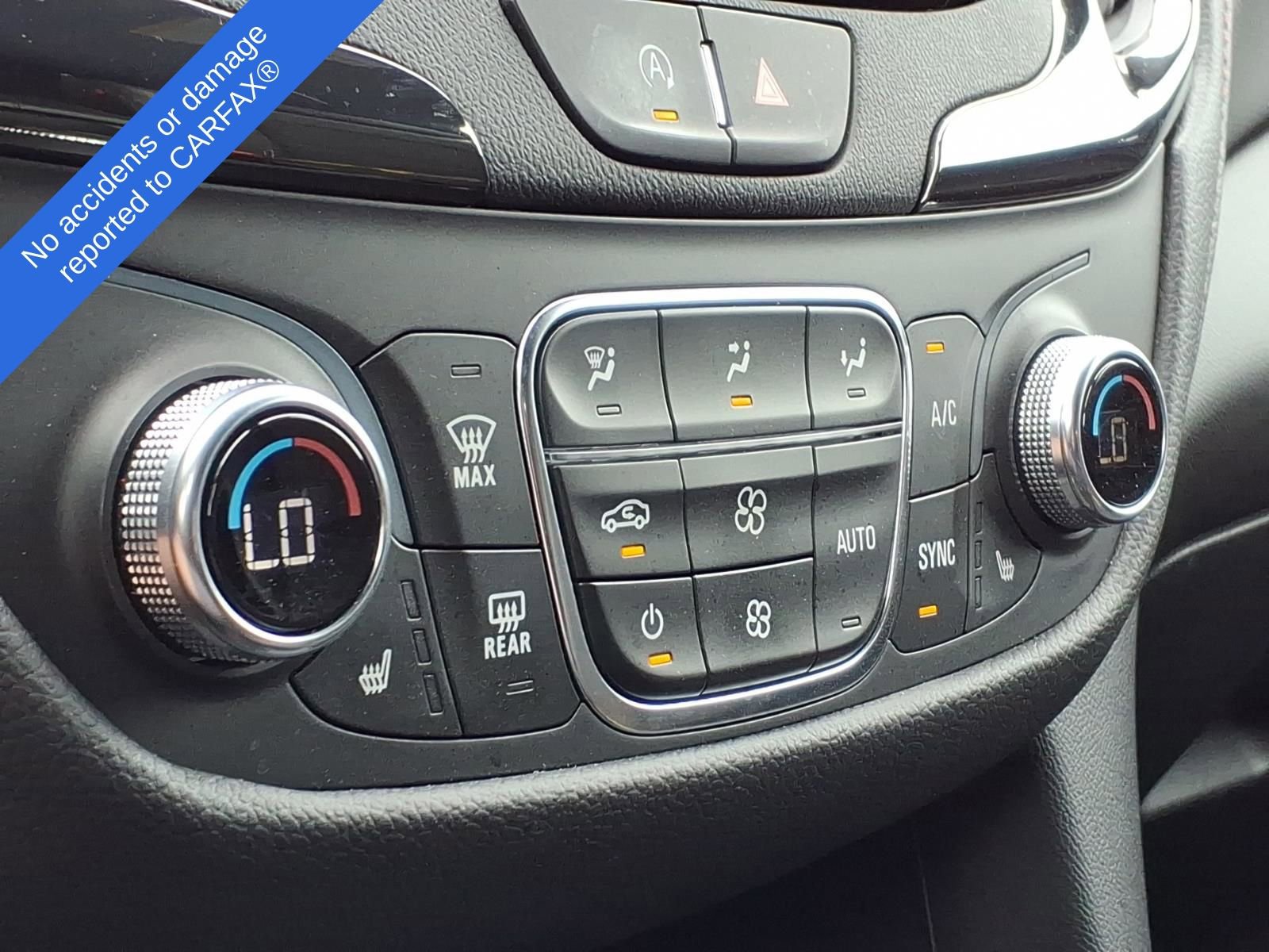Used 2022 Chevrolet Equinox RS w/ LPO, Floor Liner Package FWD image 29