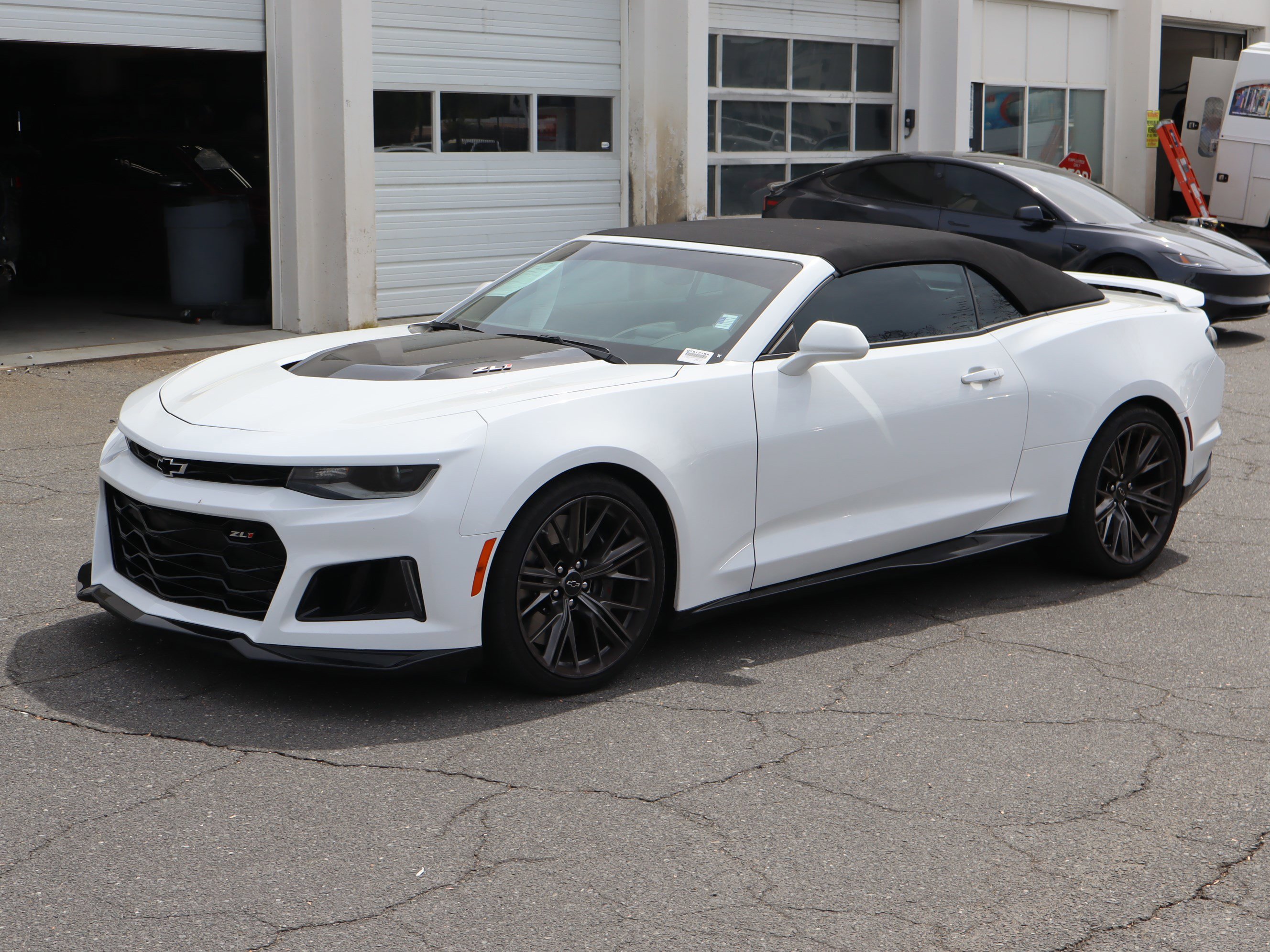 Used 2022 Chevrolet Camaro ZL1 image 16