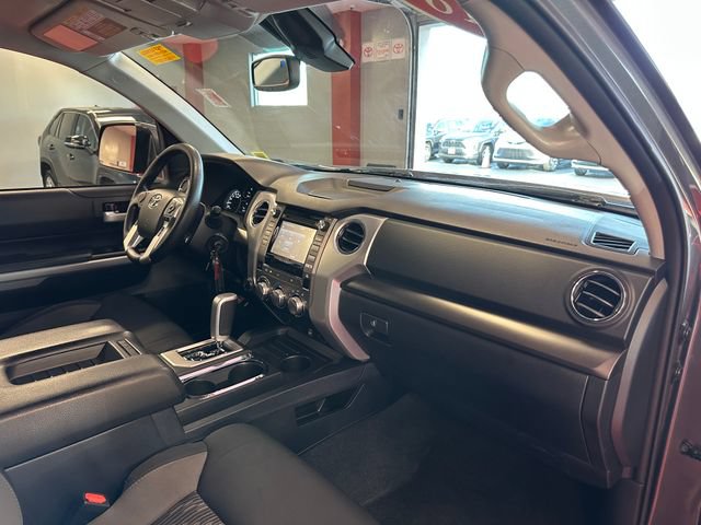 Certified 2018 Toyota Tundra SR5 w/ TRD Off Road Package AWD/4WD image 17