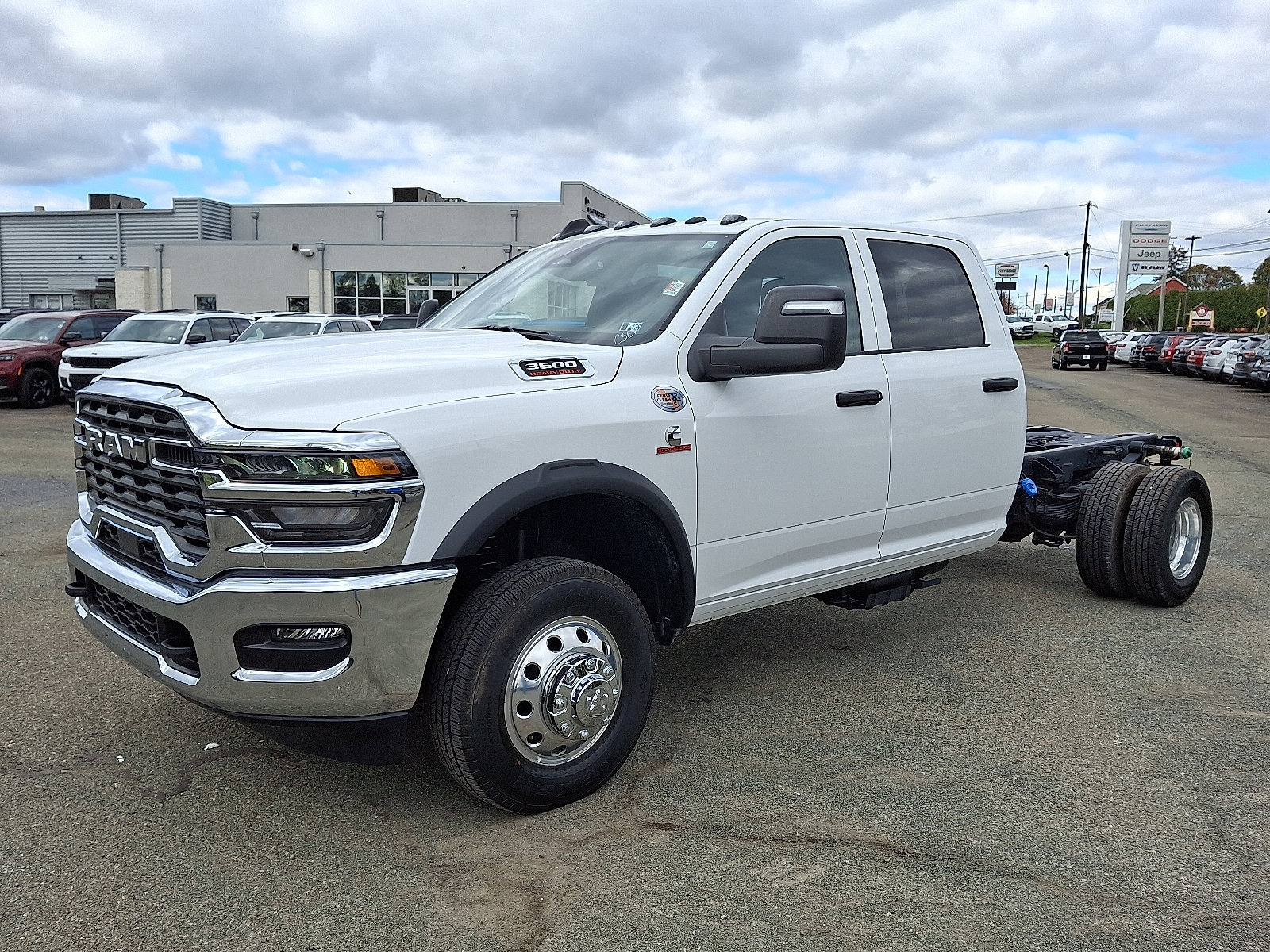 New 2026 RAM 3500 Tradesman AWD/4WD image 2
