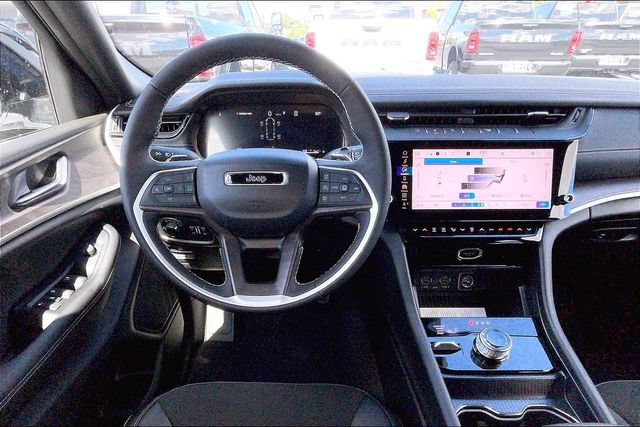 New 2026 Jeep Grand Cherokee L 4WD image 16
