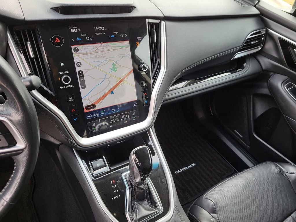 Used 2021 Subaru Outback Limited image 24