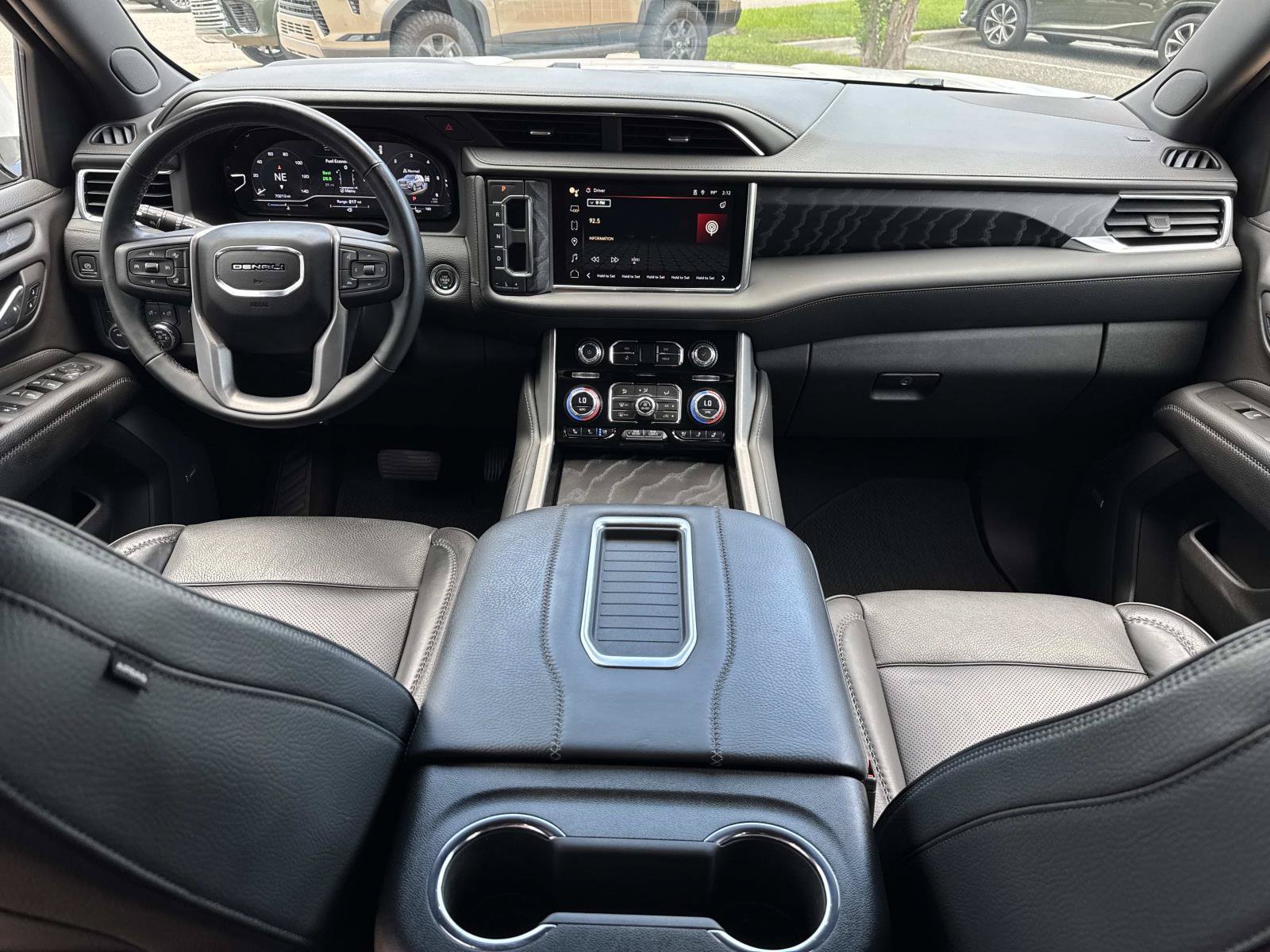 Used 2023 GMC Yukon XL Denali w/ Max Trailering Package AWD/4WD image 21