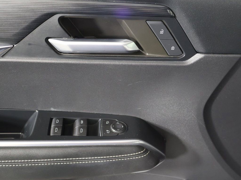 Used 2024 GMC Acadia Elevation image 38