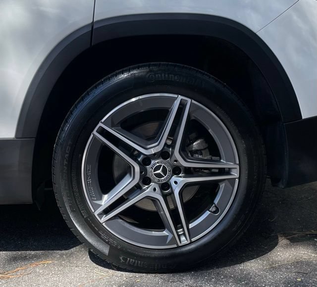 Used 2021 Mercedes-Benz GLB 250 4MATIC w/ AMG Line image 7