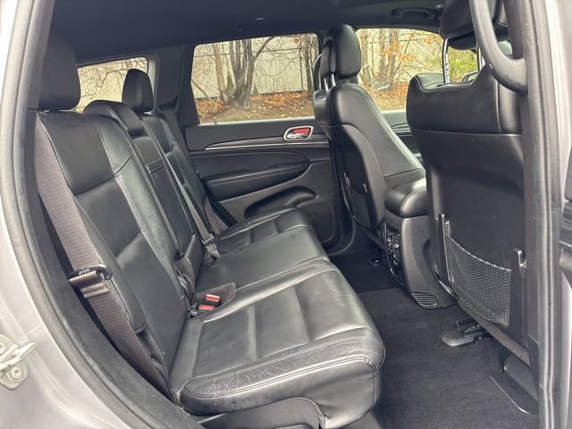 Used 2021 Jeep Grand Cherokee Limited AWD/4WD image 24