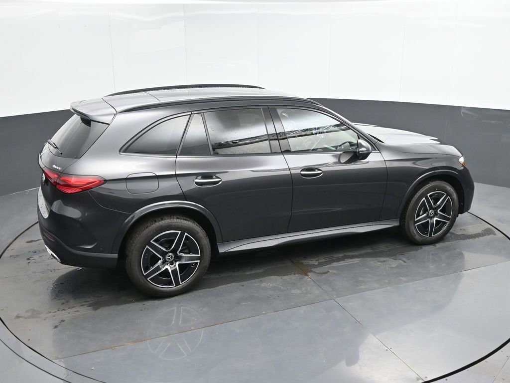 New 2025 Mercedes-Benz GLC 300 4MATIC image 32