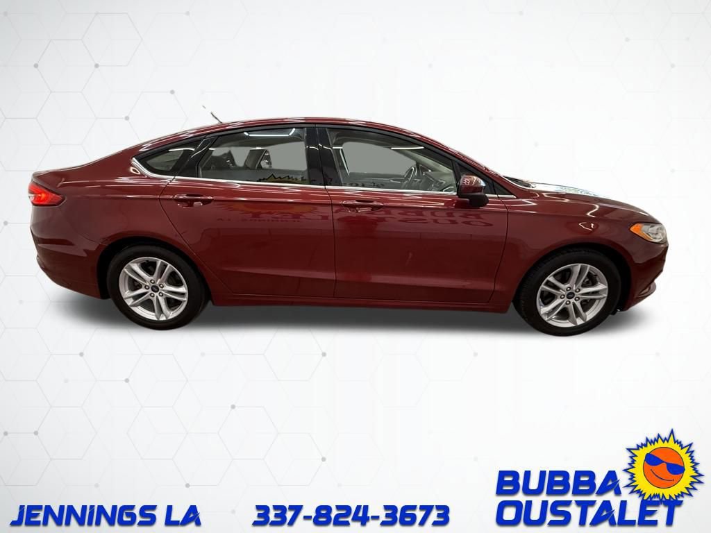 Used 2018 Ford Fusion SE w/ Fusion SE Technology Package image 7