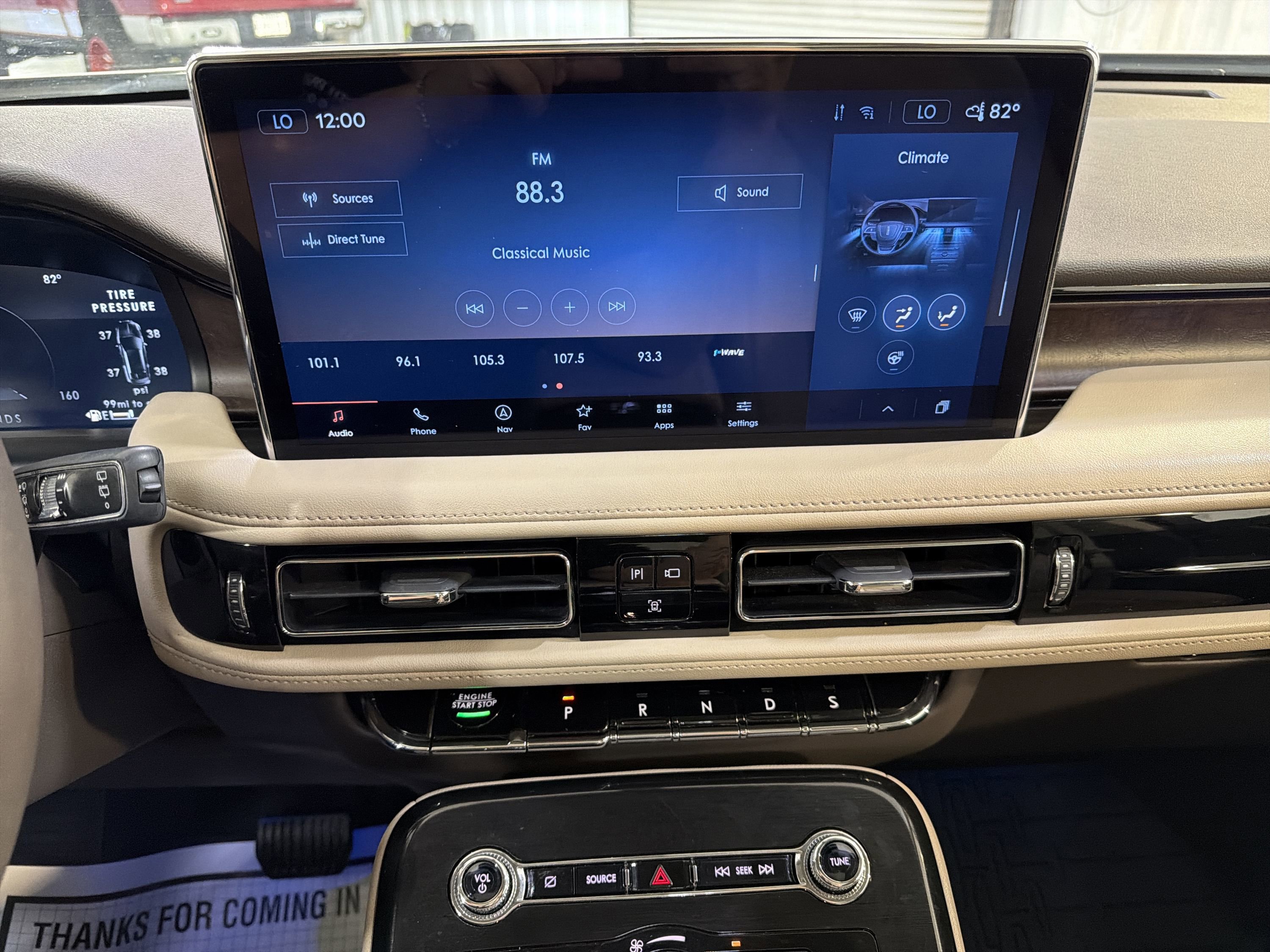 Used 2022 Lincoln Nautilus Reserve FWD image 17